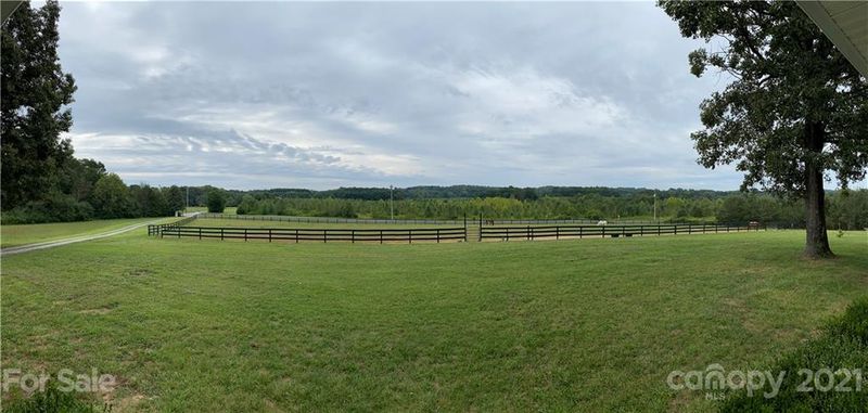 2388 River Rd, Lincolnton, NC 28092