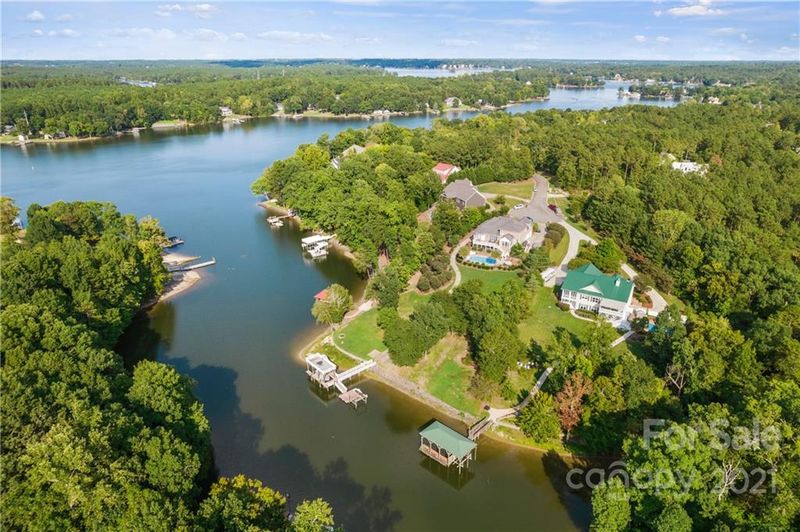 722 Catchpoint Dr, Rock Hill, SC 29732