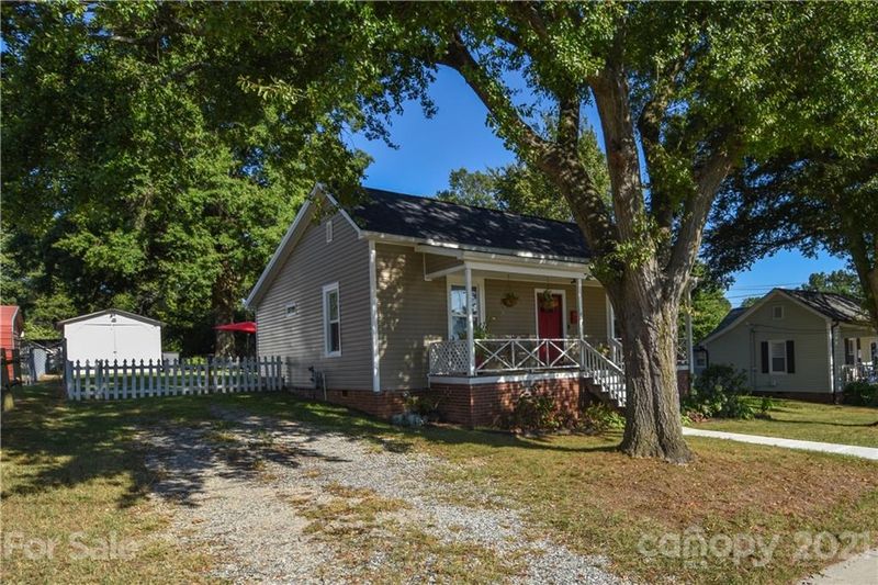 114 S Rose Ave, Kannapolis, NC 28083