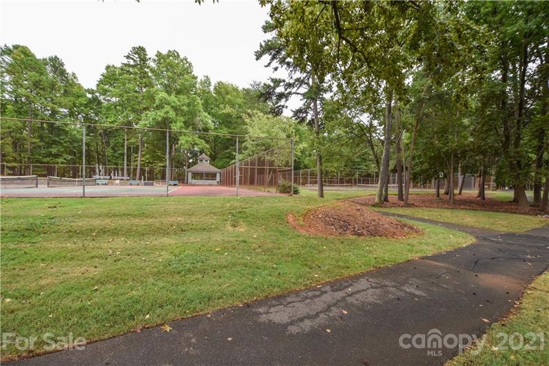 645 Portside Dr, Davidson, NC 28036