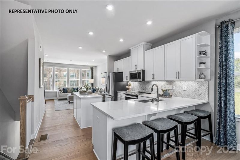 3705 S Tryon St #1010 C, Charlotte, NC 28217