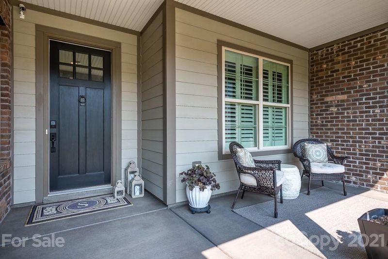 224 Chimney Rock Ct, Denver, NC 28037