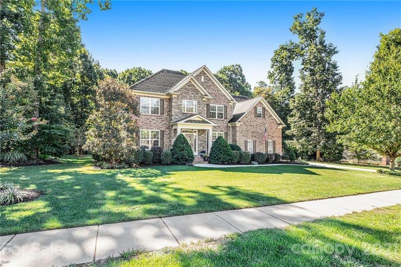5812 Tipperary Dr, Denver, NC 28037