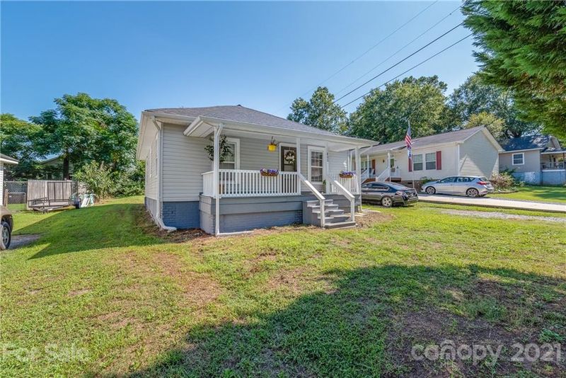 800 Carolina Mill Cir, Lincolnton, NC 28092