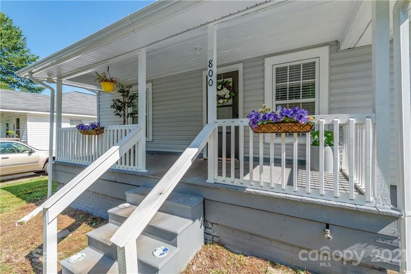 800 Carolina Mill Cir, Lincolnton, NC 28092