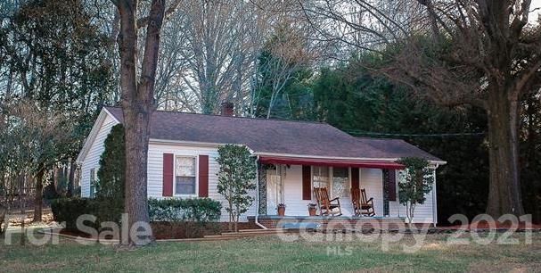 2726 Ashe Ave, Newton, NC 28658