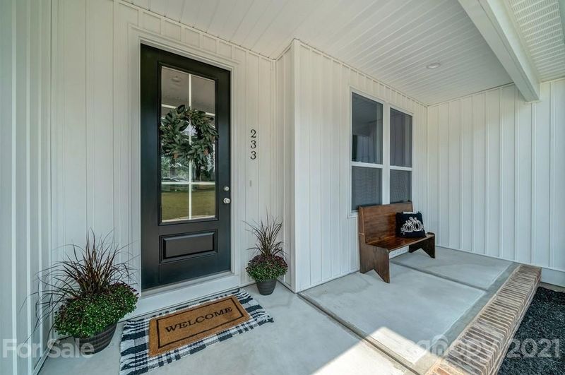 233 Lone Pine Rd, Statesville, NC 28625