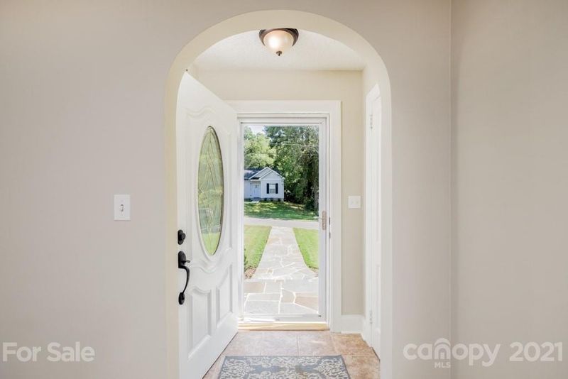 611 Washington St, Cramerton, NC 28032