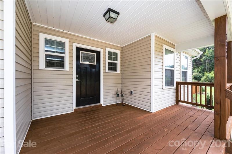 7849 Barkley Rd, Sherrills Ford, NC 28673