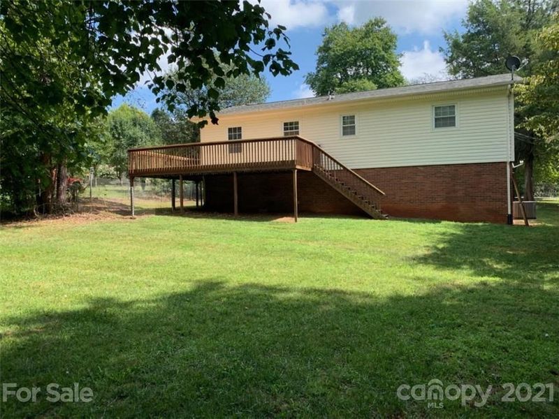 5328 E Piedmont Cir, Conover, NC 28613