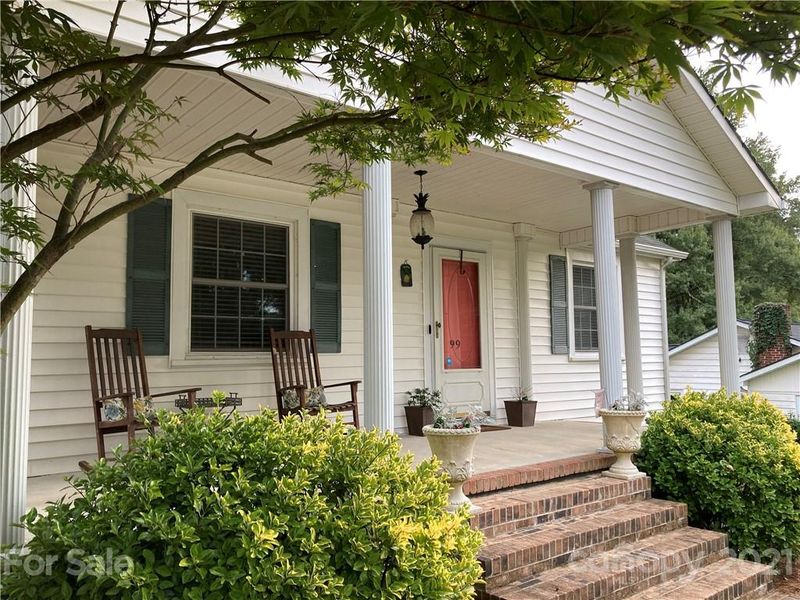 99 Hillside Ave SW, Concord, NC 28025