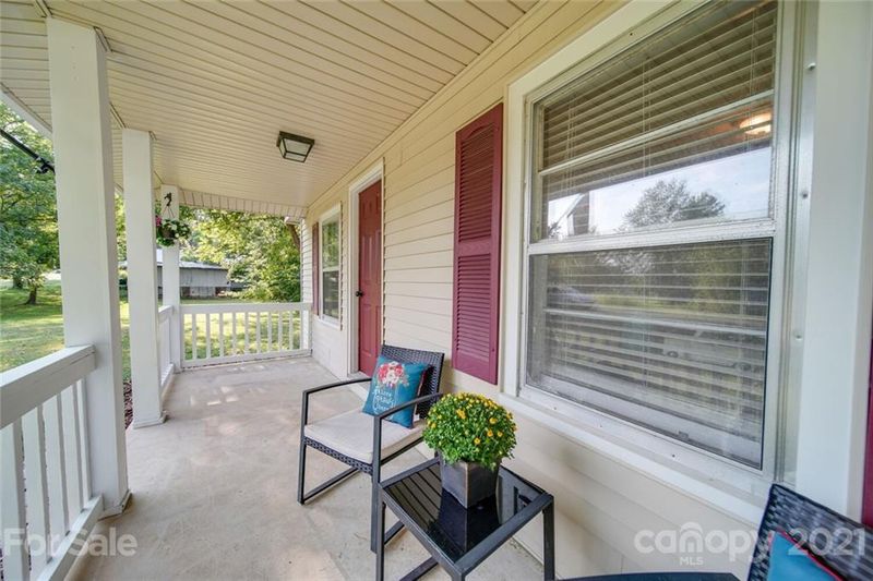 4741 Hula Dr, Heath Springs, SC 29058