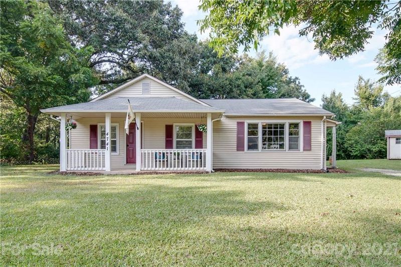 4741 Hula Dr, Heath Springs, SC 29058