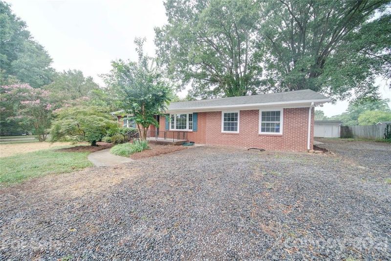 7819 Cagle Dr, Mint Hill, NC 28227