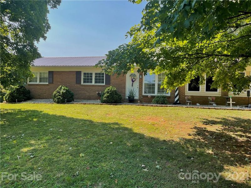 2750 Spencer Rd NE, Conover, NC 28613