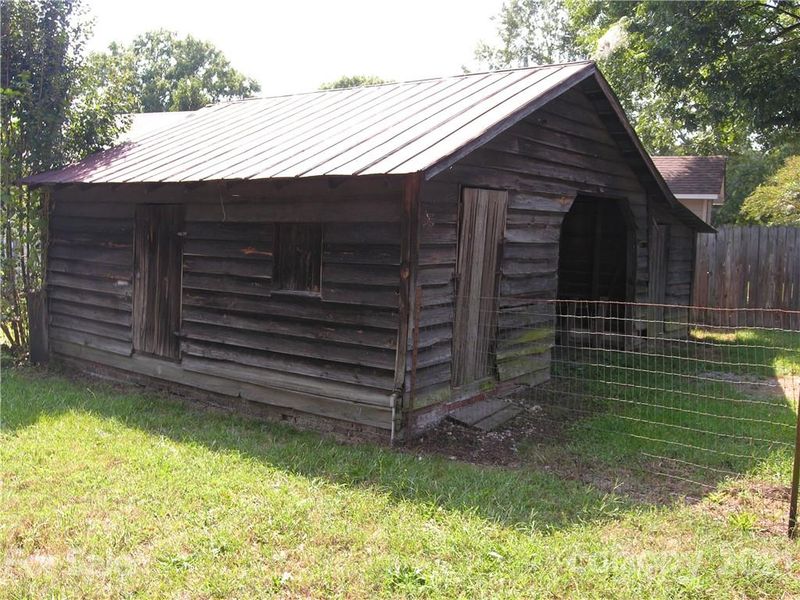 1704 Moose Rd, Kannapolis, NC 28083