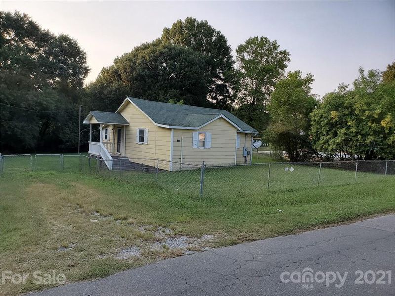 1119 Baker Blvd, Gastonia, NC 28052