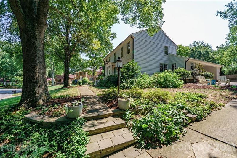 2517 Handley Pl, Charlotte, NC 28226