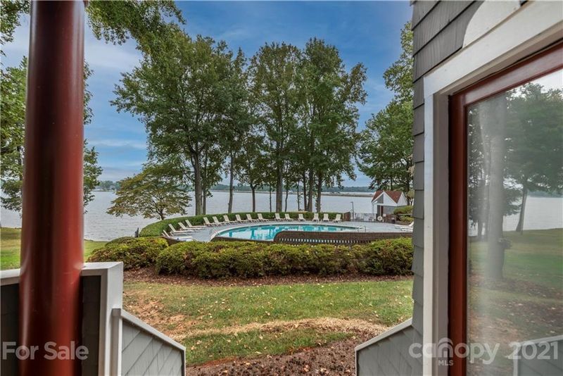 313 Northwest Dr #13, Davidson, NC 28036