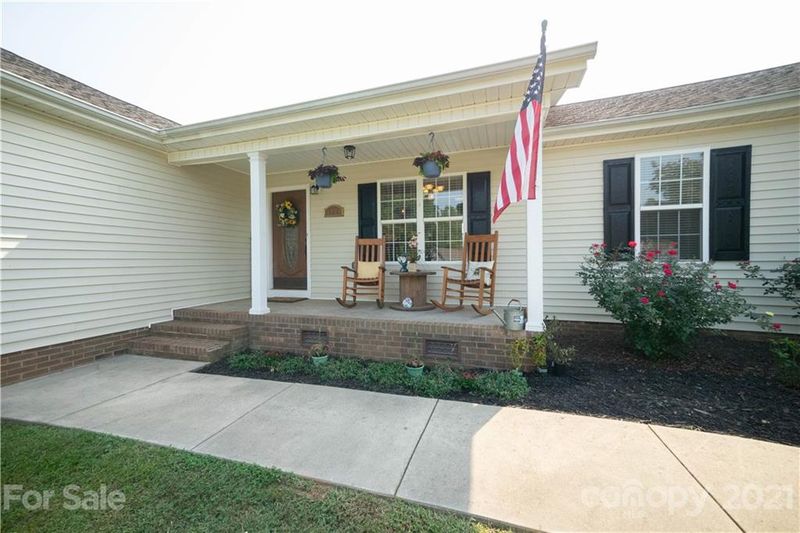 4782 Across Field Ct, Maiden, NC 28650