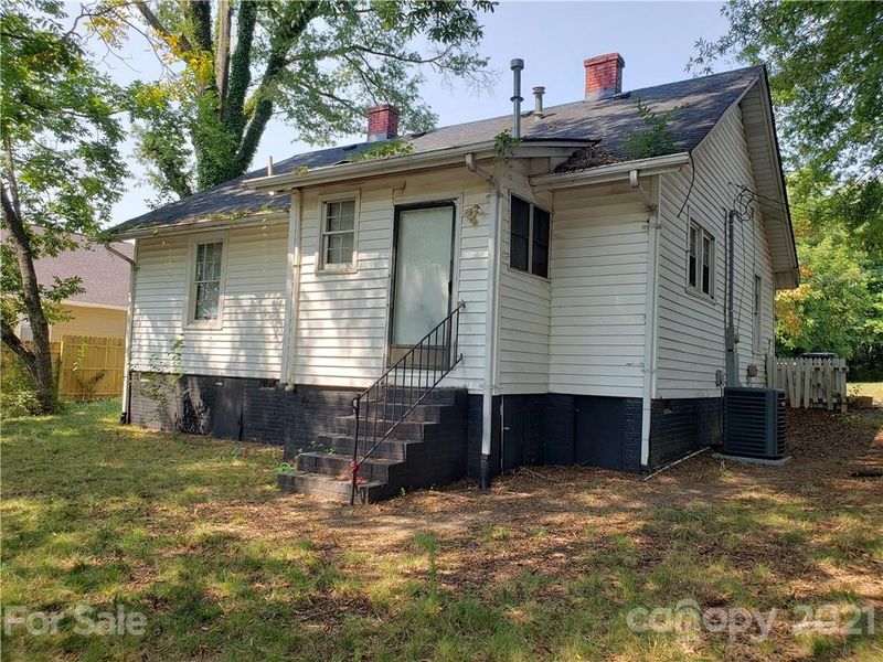 911 W 5th Ave, Gastonia, NC 28052