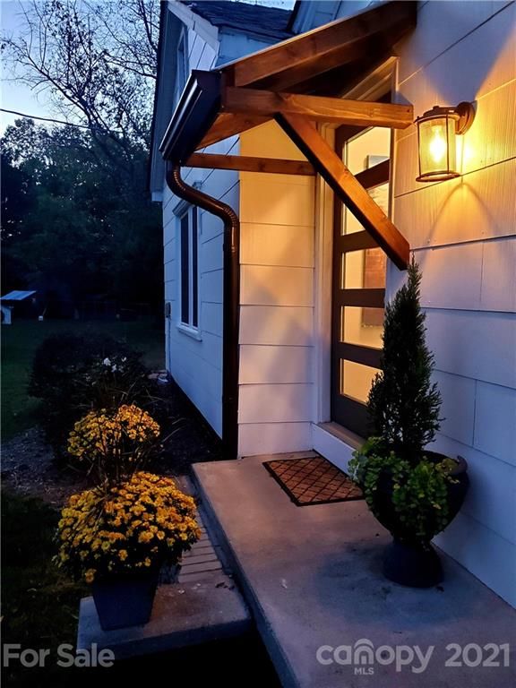 2331 Dixon Rd, Belmont, NC 28012