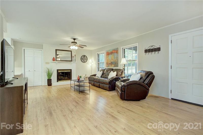 113 Gable Rd, Mooresville, NC 28115