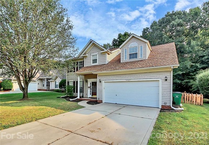 12017 Regent Ridge Ln, Charlotte, NC 28278