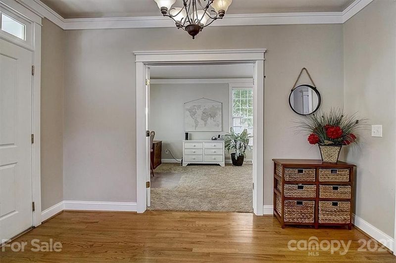 7323 Atwater Ln, Charlotte, NC 28269