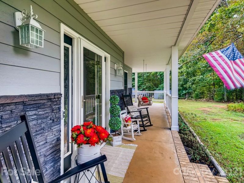 1867 White Ibis Ct, Clover, SC 29710