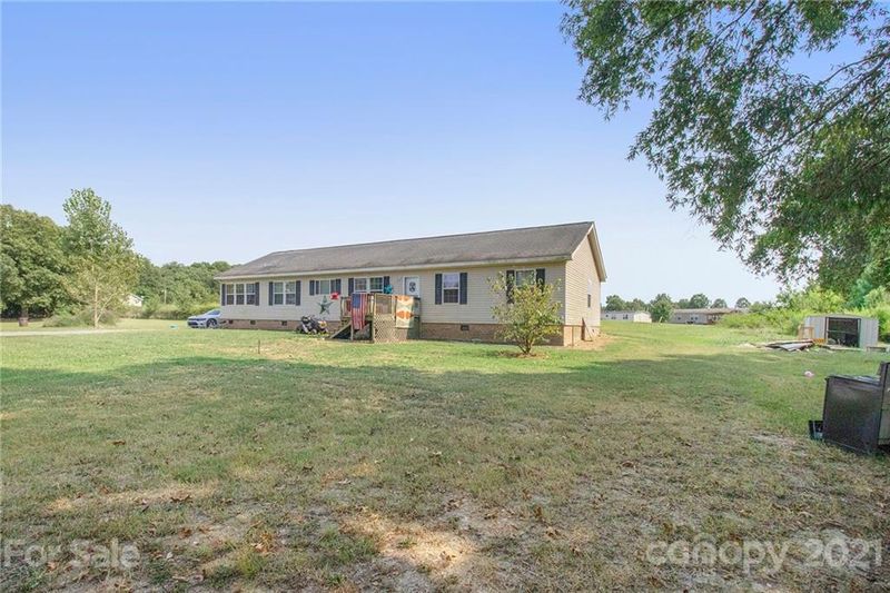 6119 Landsford Rd, Marshville, NC 28103
