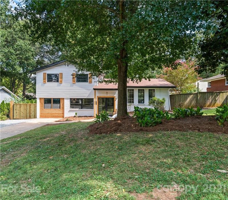 1734 Lansdale Dr, Charlotte, NC 28205