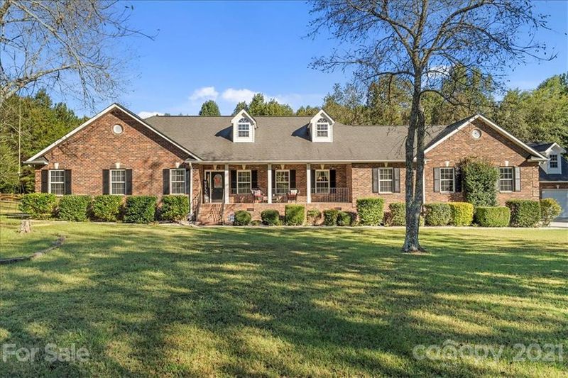 1730 Bridle Ct, York, SC 29745