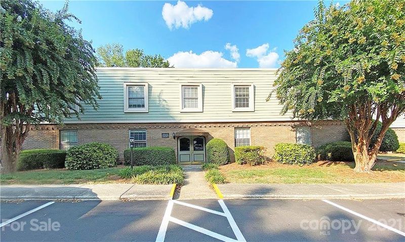 2606 Park Rd, Charlotte, NC 28209