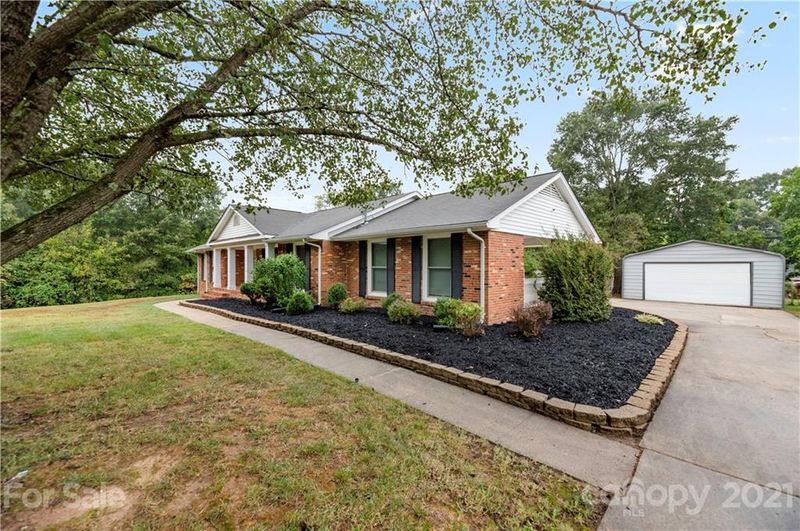 488 Kimmswick Rd, Charlotte, NC 28214