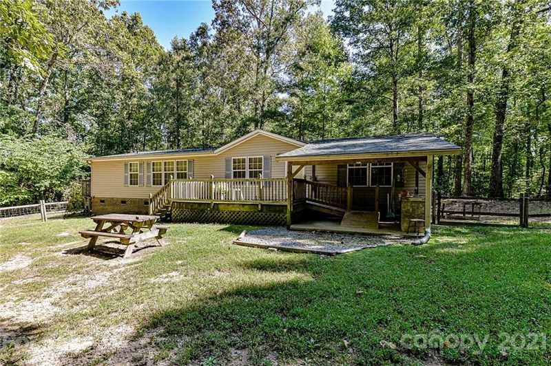 10907 Teresia Ln, Midland, NC 28107