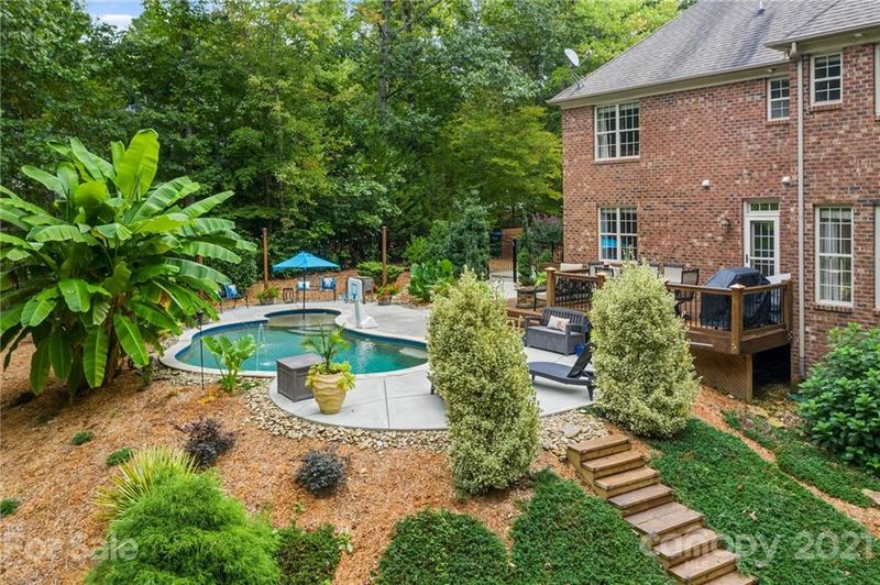 9913 Windrow Dr, Indian Trail, NC 28079