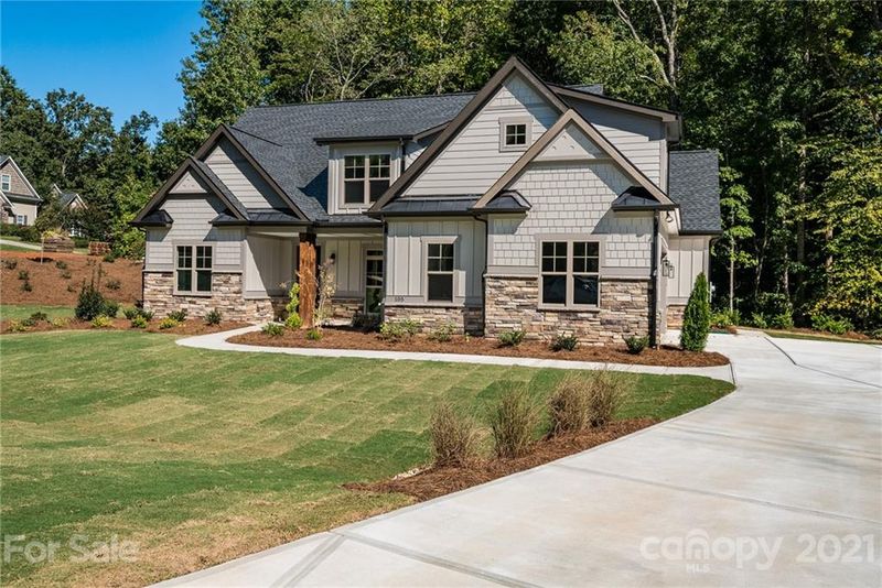 105 Jayhawk Ct, Troutman, NC 28166