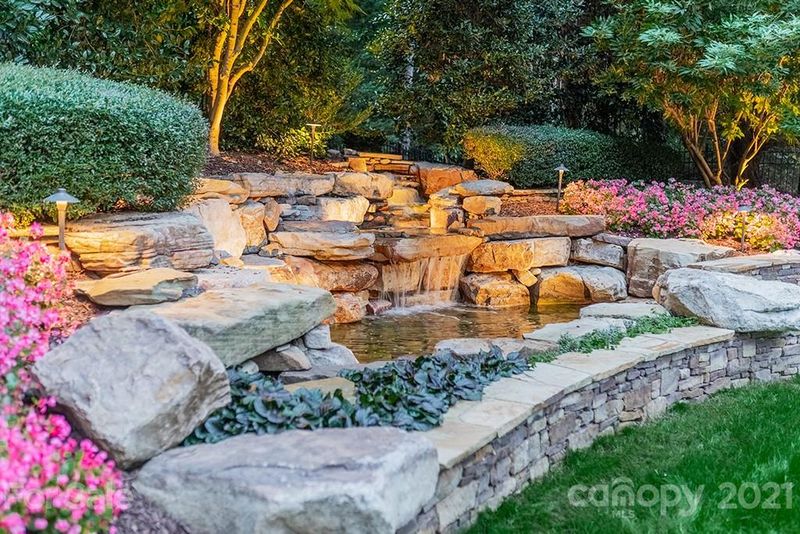 143 Wild Harbor Rd, Mooresville, NC 28117