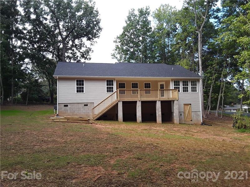 976 Hunting Ave, Lincolnton, NC 28092