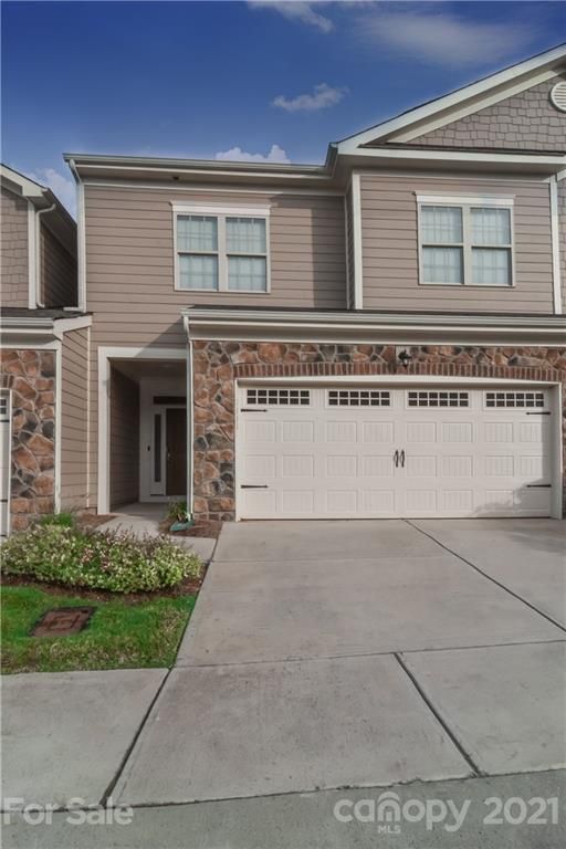 2008 Cramer Place Ct, Cramerton, NC 28032