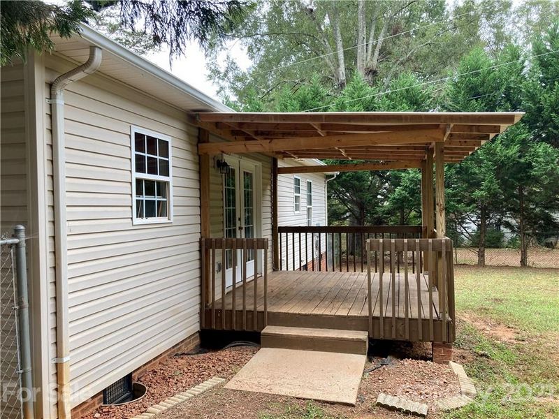 5721 Lee Cline Rd #2, Conover, NC 28613