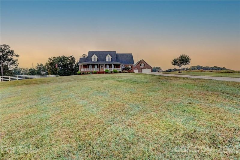 1328 Tot Dellinger Rd, Cherryville, NC 28021