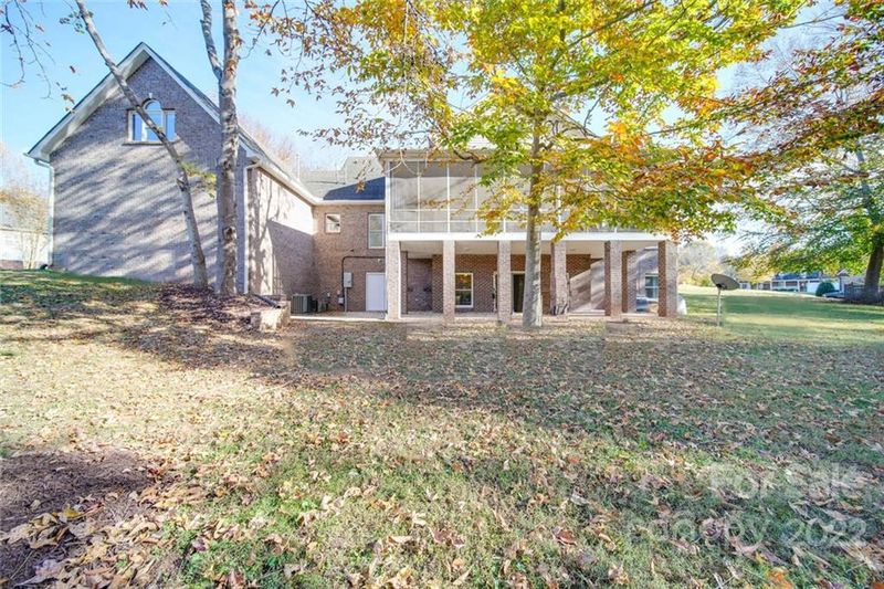 5112 Walnut Grove Ct, Mount Holly, NC 28120