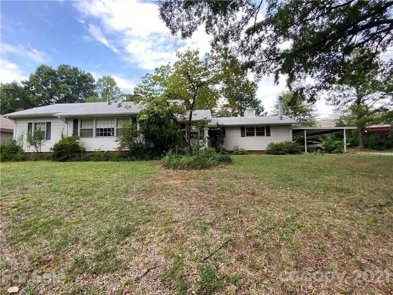 727 Seneca Pl, Charlotte, NC 28210