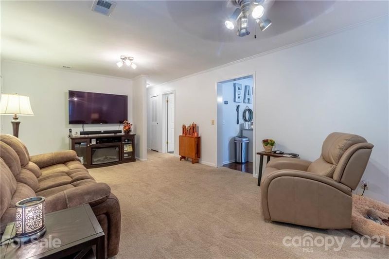 15445 Gene Beaver Ln, Midland, NC 28107