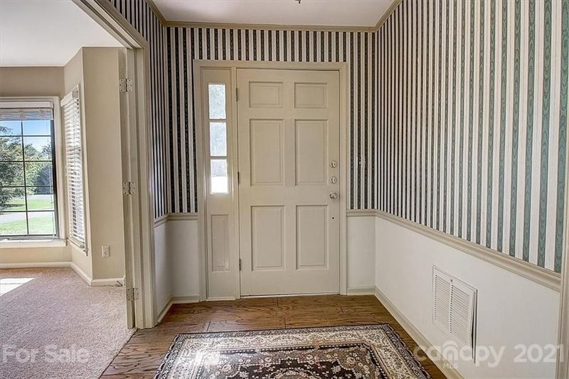 3100 Windrow Ln, Matthews, NC 28105