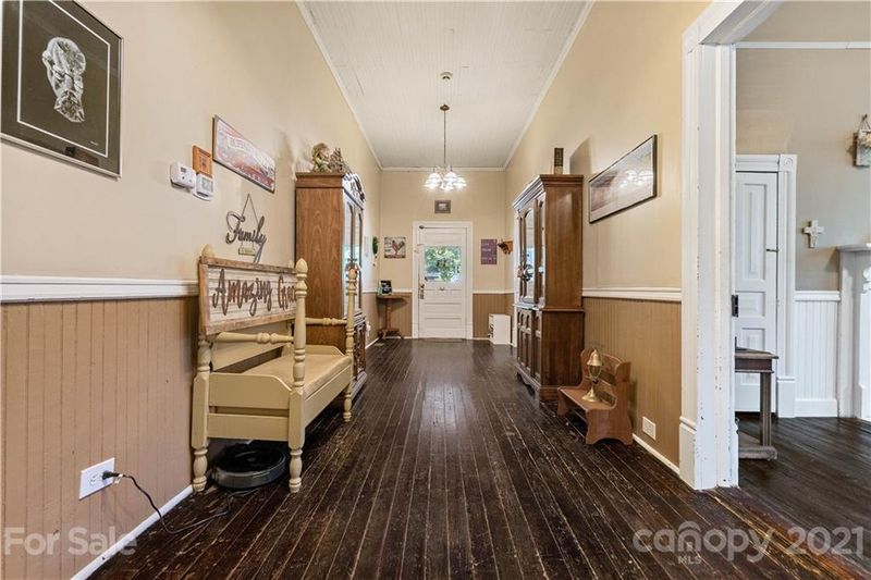 220 Jefferson St E, York, SC 29745
