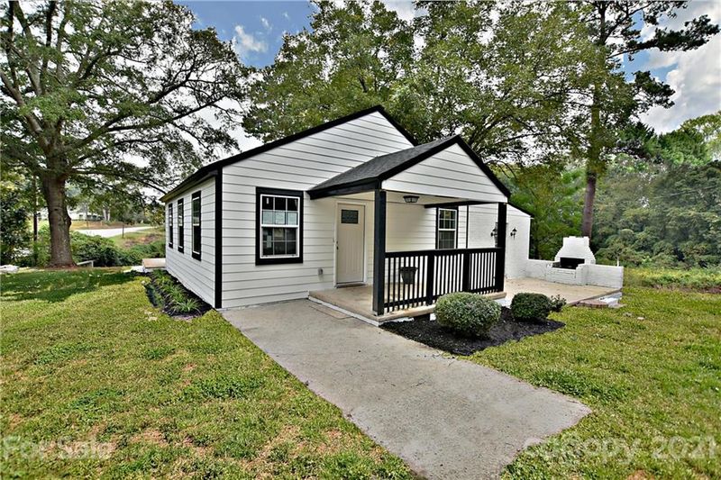 1387 Converse St, Lancaster, SC 29720
