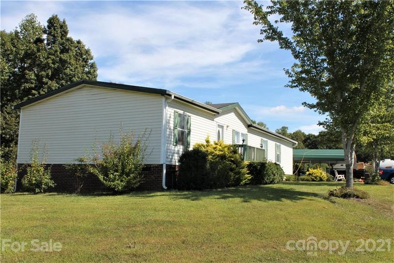 2100 Constance Ct, Dallas, NC 28034